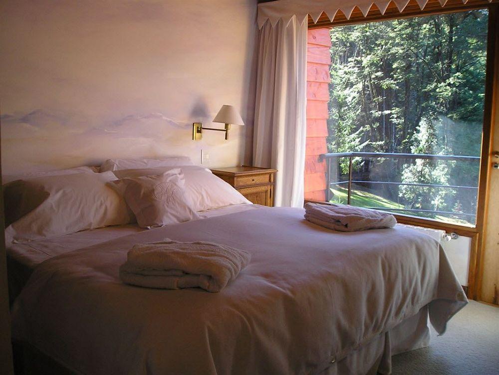 Patagonia Paraiso - Hotel Boutique On Lake Beach Вила ла Ангостура Екстериор снимка