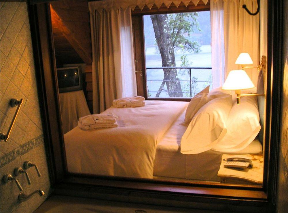 Patagonia Paraiso - Hotel Boutique On Lake Beach Вила ла Ангостура Екстериор снимка