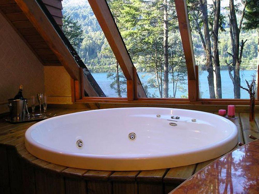 Patagonia Paraiso - Hotel Boutique On Lake Beach Вила ла Ангостура Екстериор снимка